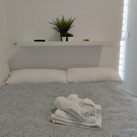 Mini Estudio Jacuzzi Doble Sevilla "Poligono Industrial" Ngoại thất bức ảnh